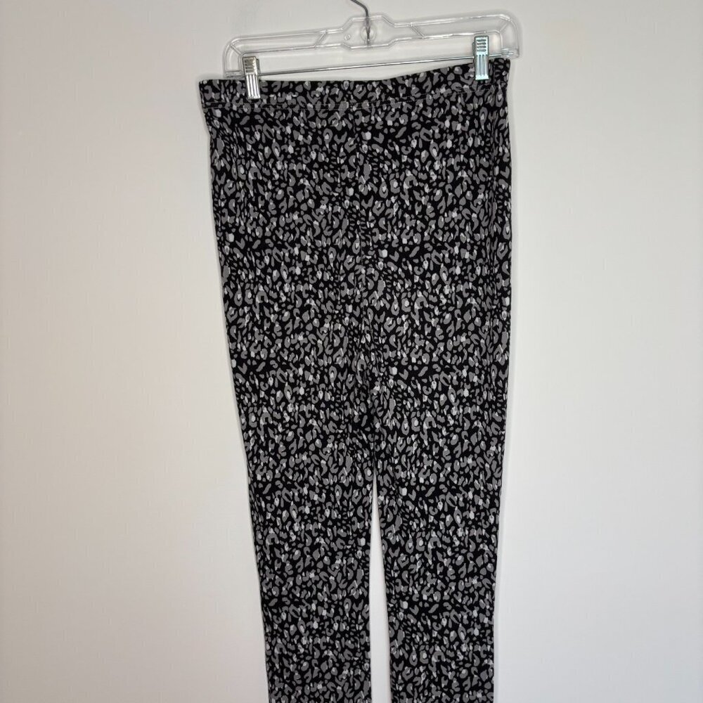 CHICO'S (size 1) Fabulously Slimming Leggings Womens 8 Black Gray Tummy Control